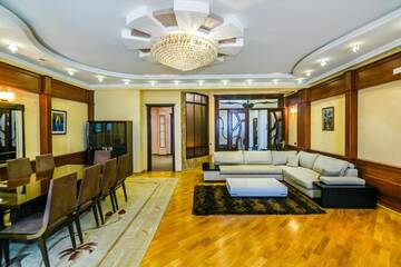Фотографии Апартаменты Apartment On Center Targovi г. Баку (Азербайджан) №2 Фото Апартаменты Apartment On Center Targovi г. Баку 2