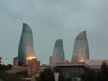 Фотографии Апартаменты CENTR BAKU. 4 Bedrooms. г. Баку (Азербайджан) №2 Фото Апартаменты CENTR BAKU. 4 Bedrooms. г. Баку 2