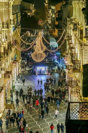 Фотографии Апартаменты Luxury Central in Nizami Street г. Баку (Азербайджан) №3 Фото Апартаменты Luxury Central in Nizami Street г. Баку 3