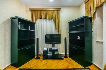 Фотографии Апартаменты Apartment in Nizami street Fountain Square г. Баку (Азербайджан) №3 Фото Апартаменты Apartment in Nizami street Fountain Square г. Баку 3