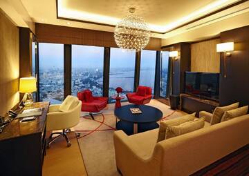 Фото номера Люкс «Каспийский» Отель Fairmont Baku, Flame Towers г. Баку 3