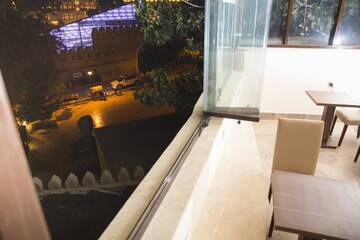 Фото Отель City Walls Hotel г. Баку 2