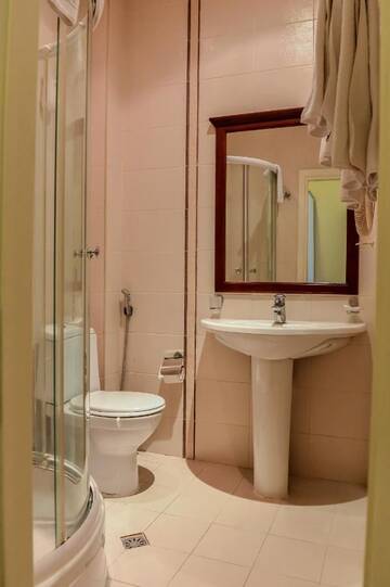 Фото номера Стандартный одноместный номер Отель East Legend Hotel г. Баку 5