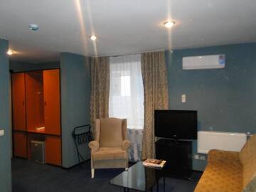 Фото номера Трехместный номер Отель Caspian Hotel г. Баку 9