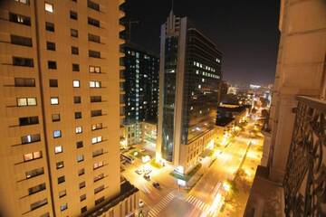 Фото номера Апартаменты с 3 спальнями Апартаменты UZEIR GADGIBEKOVA 25 Street BULVAR г. Баку 71