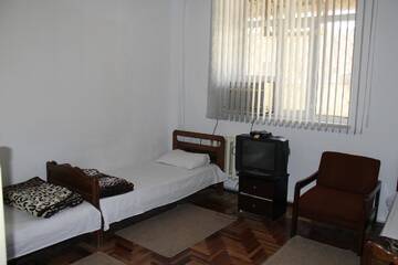 Фото номера Кровать в общем 4-местном номере для мужчин и женщин Отель Naftalan Guest House г. Баку 6