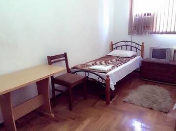 Фото номера Кровать в общем 4-местном номере для мужчин и женщин Отель Naftalan Guest House г. Баку 7