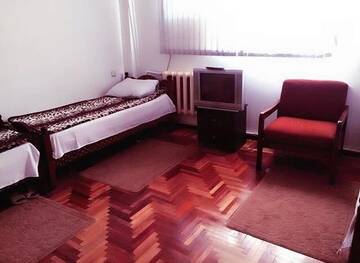 Фото номера Стандартный трехместный номер Отель Naftalan Guest House г. Баку 8
