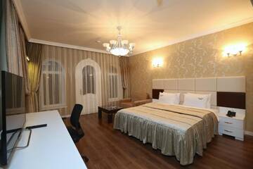 Фото номера Двухместный номер Делюкс с 1 кроватью Отель Old Street Boutique Hotel г. Баку 11