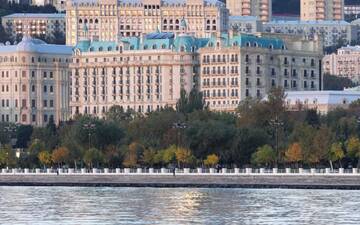 Фото номера Представительский люкс с кроватью размера «king-size» Отель Four Seasons Hotel Baku г. Баку 7