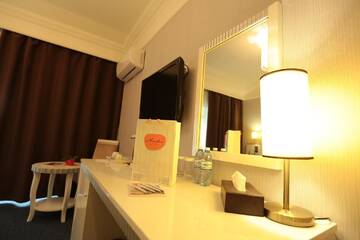 Фото номера Улучшенный двухместный номер с 1 кроватью Отель Amber Hotel г. Баку 13
