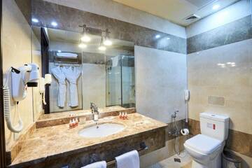 Фото номера Люкс Отель Smith Hotel г. Баку 3