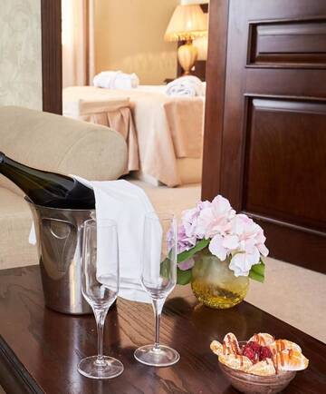 Фото номера Люкс Отель Smith Hotel г. Баку 8