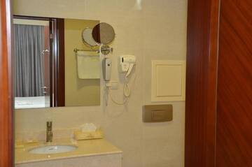 Фото номера Улучшенный люкс Отель Astoria Hotel г. Баку 7
