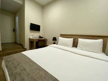 Фото номера Стандартный двухместный номер с 1 кроватью Отель Nizami Street Hotel г. Баку 5