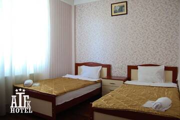 Фото номера Стандартный двухместный номер с 2 отдельными кроватями Отель ATFK Hotel Baku г. Баку 4