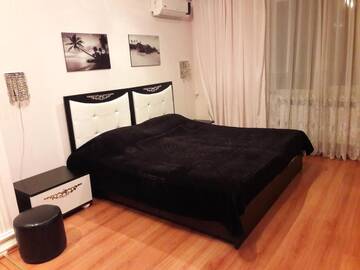 Фото номера Апартаменты с 3 спальнями Апартаменты 28 MAJ Street NEFT AKADEMIA г. Баку 59