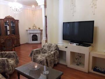 Фото номера Апартаменты с 3 спальнями Апартаменты 28 MAJ Street NEFT AKADEMIA г. Баку 103