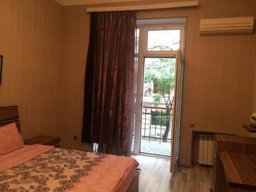 Фото Апартаменты Azneft Square Apartment г. Баку 4