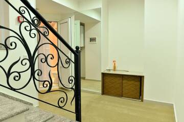 Фото номера Четырехместный номер с общей ванной комнатой Хостелы Baku Home Hostel г. Баку 5