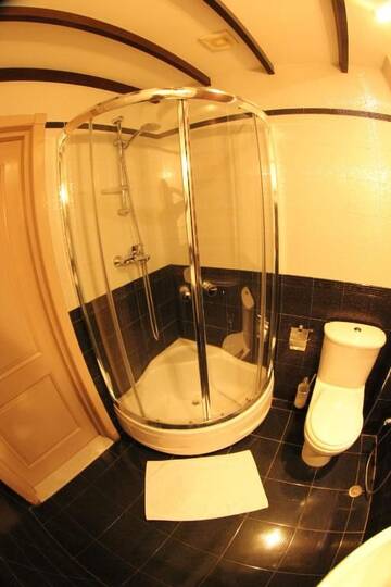 Фото номера Двухместный номер Делюкс с 1 кроватью и балконом Отель Deniz Inn Boutique Hotel г. Баку 26