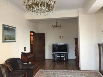Фото номера Апартаменты с 3 спальнями Апартаменты 28 Center Apartment г. Баку 39