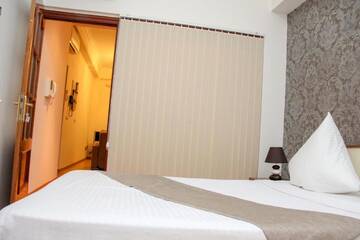 Фото номера Апартаменты с 1 спальней Апарт-отели Old City Hotel &amp; Apartments г. Баку 9