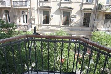 Фото номера Апартаменты с балконом Апартаменты Baku Home Apartment Nizami 66 г. Баку 19