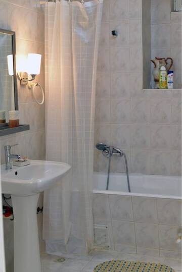 Фото номера Апартаменты с 2 спальнями Апартаменты Cosy Apartment г. Баку 36