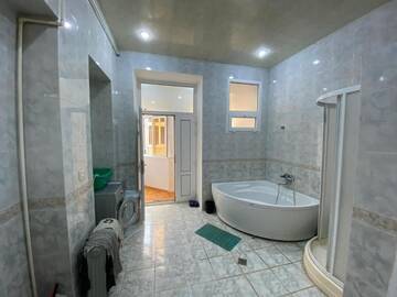 Фото номера Апартаменты с 3 спальнями Апартаменты City Center Comfort Apartment г. Баку 22
