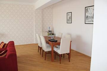 Фото номера Апартаменты с 2 спальнями Апартаменты Apartment with Top downtown view г. Баку 7
