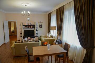 Фото номера Люкс с 1 спальней Апарт-отели City Mansion ApartHotel г. Баку 4