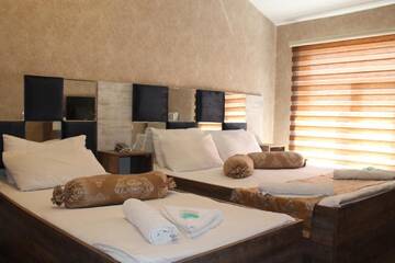 Фото Отель East House Hotel г. Баку 1