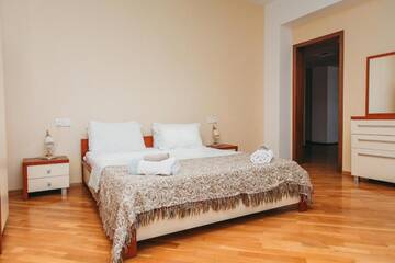 Фото номера Апартаменты с 2 спальнями Апартаменты Modern Apartments with city view г. Баку 21