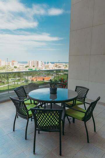 Фото номера Апартаменты Делюкс Апартаменты Modern Apartments with city view г. Баку 2