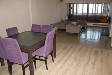 Фото номера Апартаменты с 3 спальнями Апартаменты Modern Apartments with city view г. Баку 23