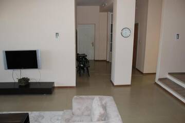 Фото номера Апартаменты с 3 спальнями Апартаменты Modern Apartments with city view г. Баку 24