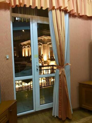 Фото номера Апартаменты с балконом Апартаменты Fountain Square-Balconies in Old Town г. Баку 78