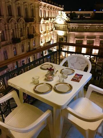 Фото номера Апартаменты с балконом Апартаменты Fountain Square-Balconies in Old Town г. Баку 106