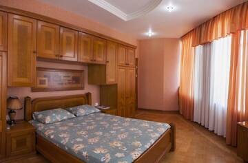 Фото номера Апартаменты с балконом Апартаменты Fountain Square-Balconies in Old Town г. Баку 25