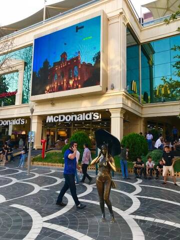 Фото номера Апартаменты с балконом Апартаменты Fountain Square-Balconies in Old Town г. Баку 96