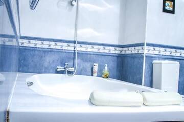 Фото номера Апартаменты Апартаменты Luxury apartment with 2 bathrooms with sea view г. Баку 94