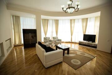 Фото номера Вилла с 2 спальнями Отель Greencity Resort&amp;Residence г. Баку 12