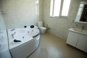 Фото номера Вилла с 2 спальнями Отель Greencity Resort&amp;Residence г. Баку 14