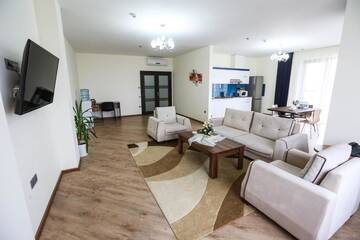 Фото номера Апартаменты Делюкс Отель Greencity Resort&amp;Residence г. Баку 7