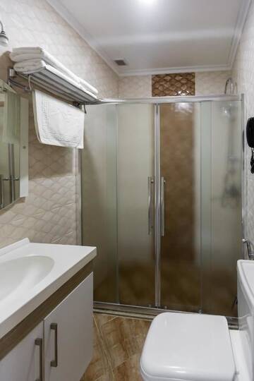 Фото номера Стандартный двухместный номер с 1 кроватью Отель Mensen Hotel Baku г. Баку 12