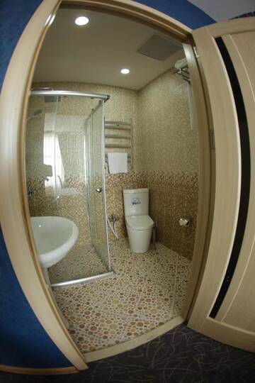 Фото номера Стандартный трехместный номер с видом на море Отель Sea Park Hotel г. Баку 8