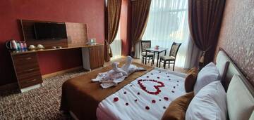 Фото номера Двухместный номер с 1 кроватью с видом на море Отель Sea Park Hotel г. Баку 3