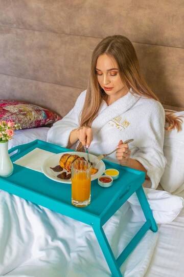 Фото номера Люкс с кроватью размера «queen-size» и видом на море Отель Sahil inn Hotel (Formula 1 view) г. Баку 4