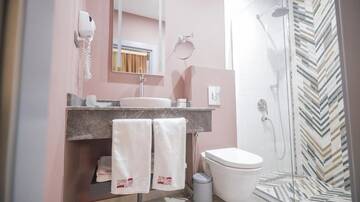 Фото номера Двухместный номер с 1 кроватью Отель Teatro Rooms Hotel г. Баку 9